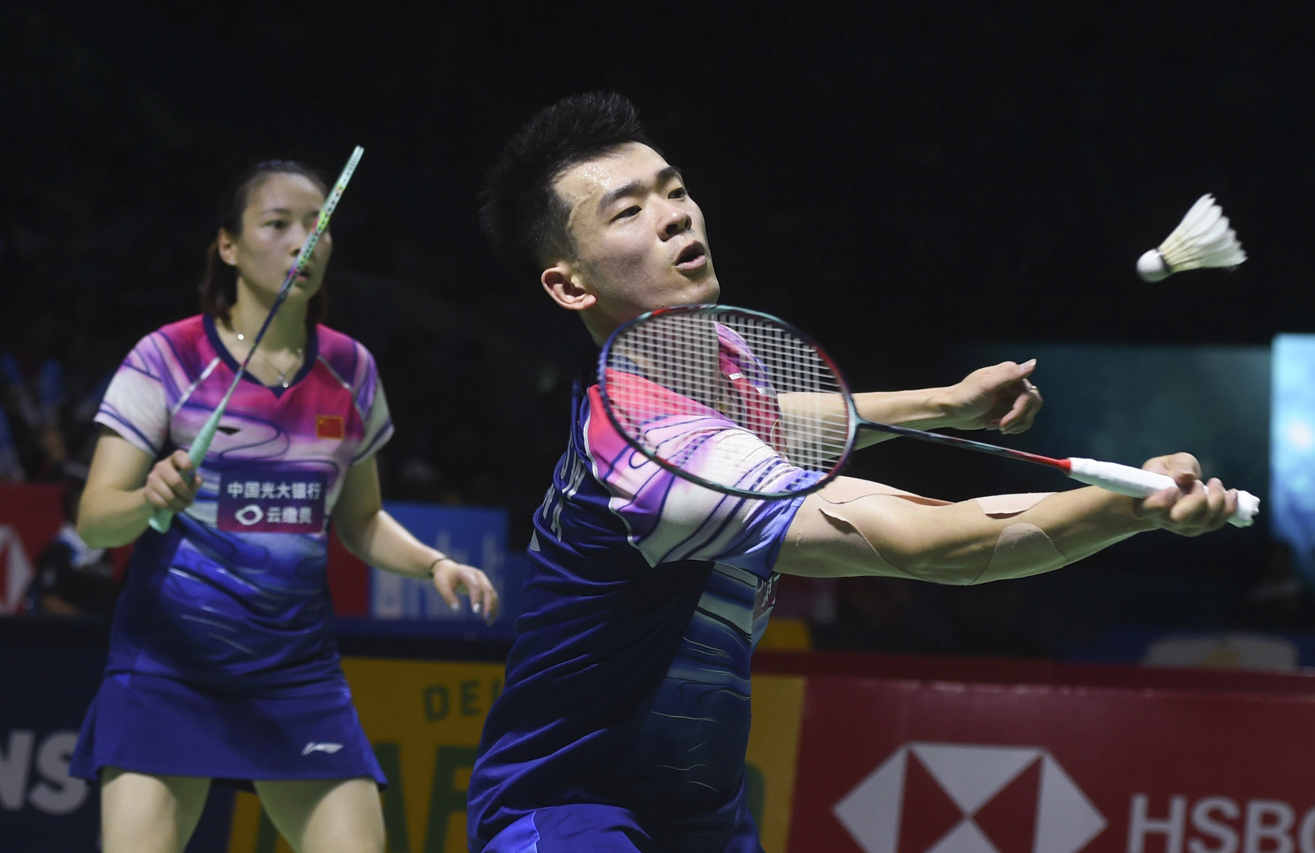 关于印度羽毛球队险胜英格兰羽毛球队，戴资颖完成帽子戏法的信息