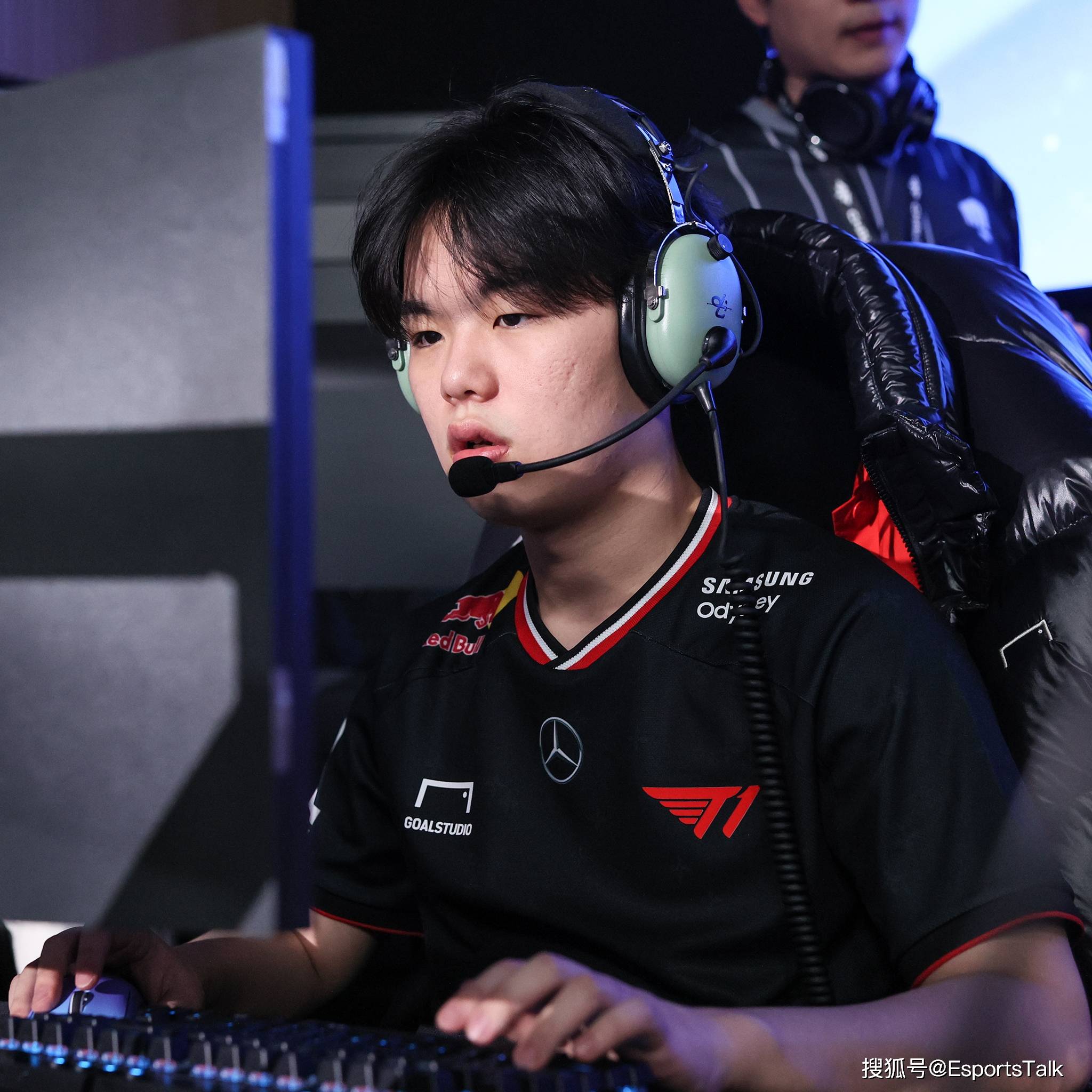 包含SKGaming绝杀FPX，Mickey爆发神勇的词条