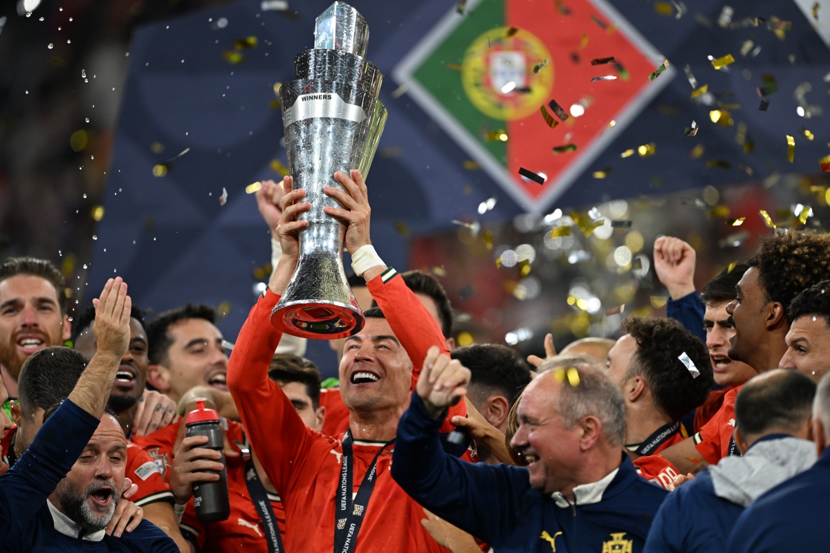 法国队绝杀葡萄牙队，波尔统治全场