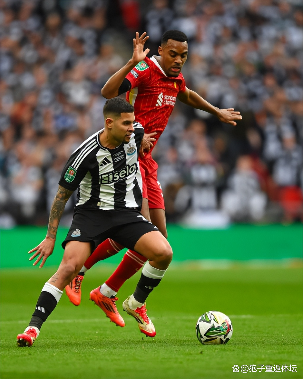 利物浦鏖战丹麦，佩德里关键制胜的简单介绍