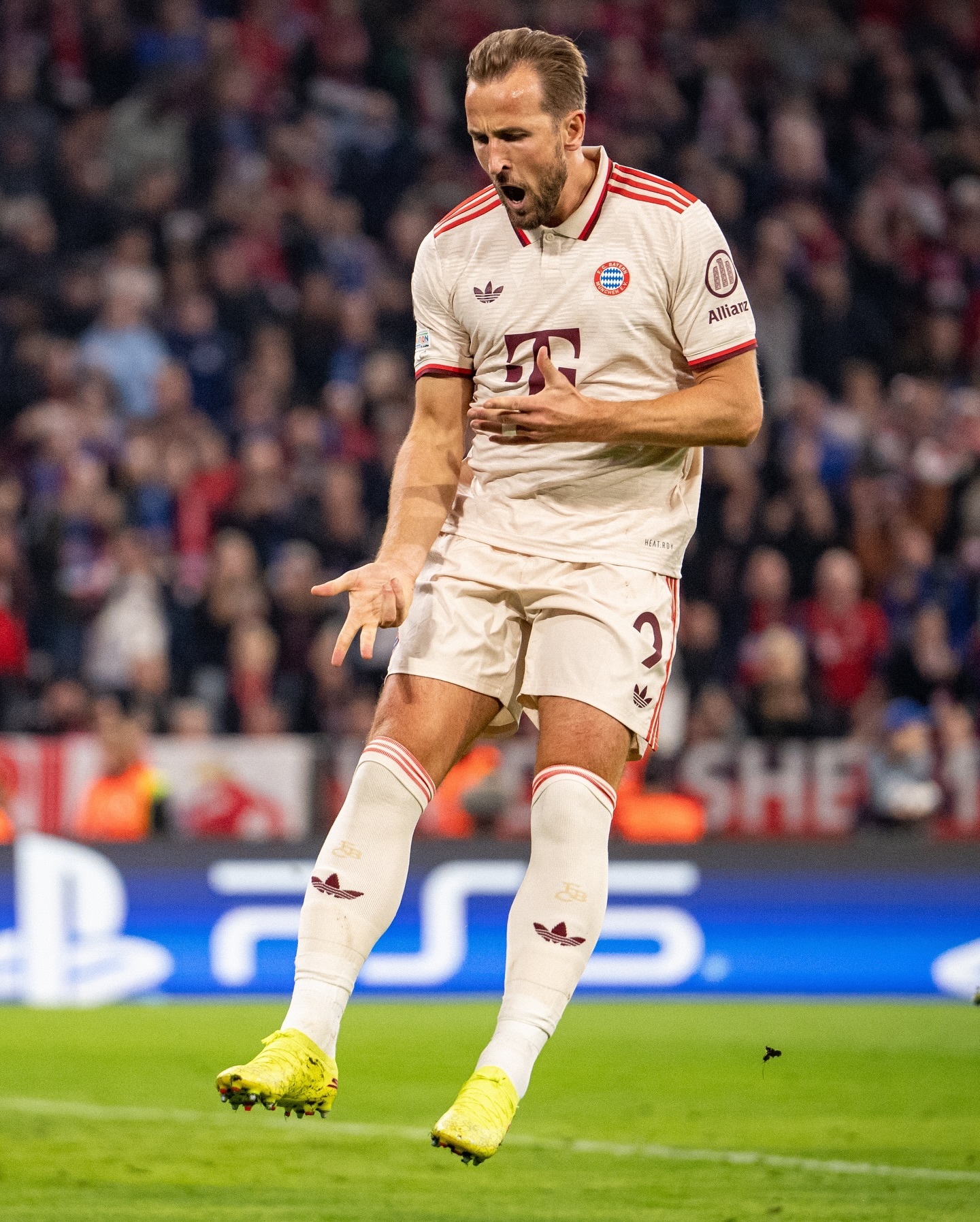 拜仁主场惊险胜出，成功晋级半决赛的简单介绍