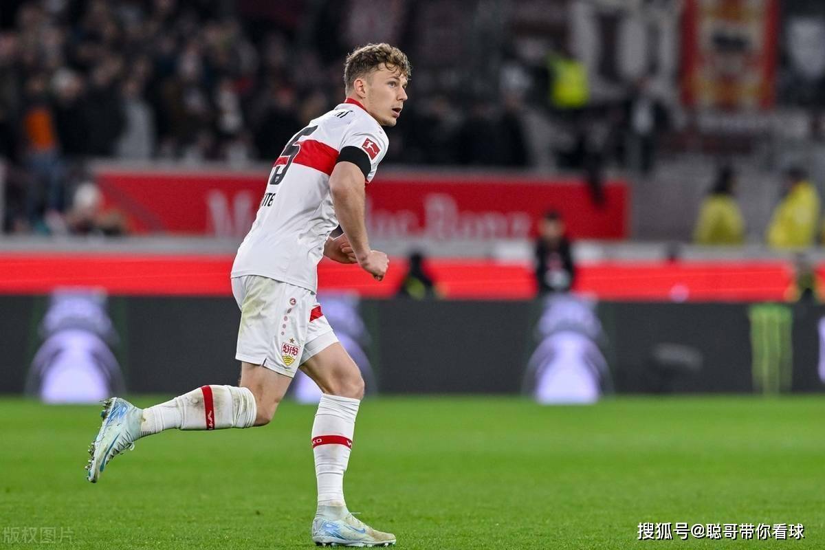 斯图加特在德甲联赛中豪取三分 斯图加特在德甲联赛中豪取三分