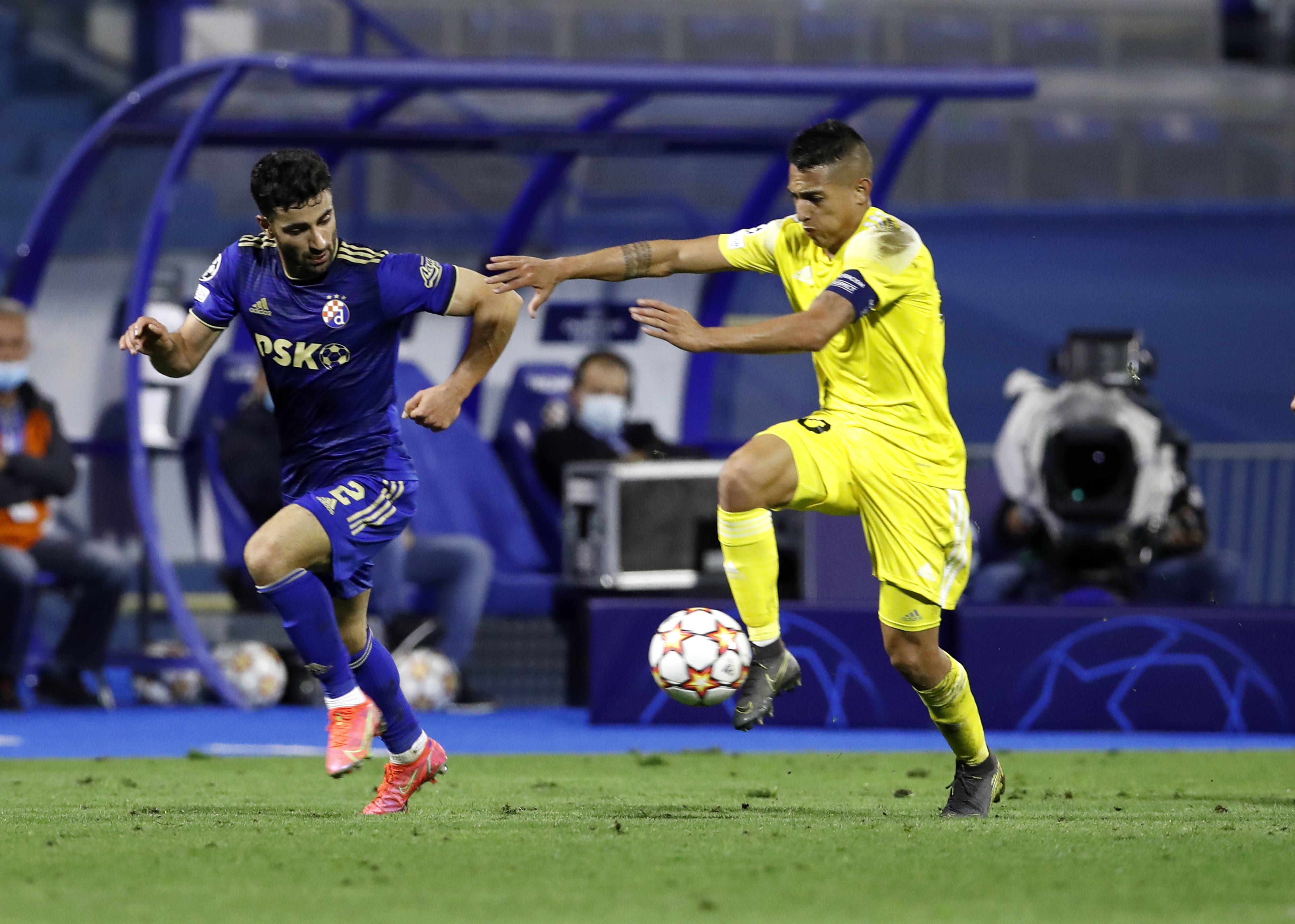 拉齐奥主场迎战AC米兰,实力对决 拉齐奥主场迎战AC米兰,实力对决