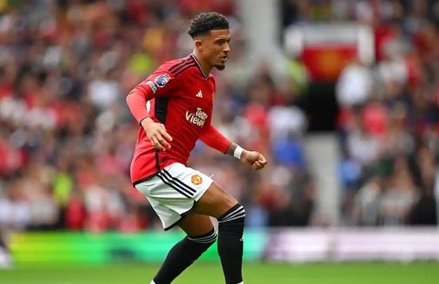 拜仁慕尼黑遭逆袭,领先优势险被缩小 拜仁慕尼黑遭逆袭,领先优势险被缩小