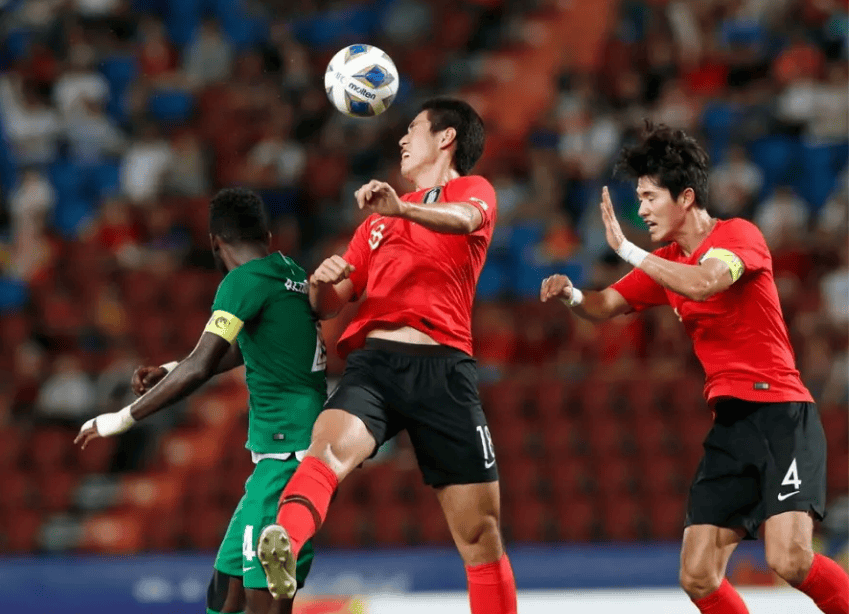 韩国国家队在东亚杯中取得完胜