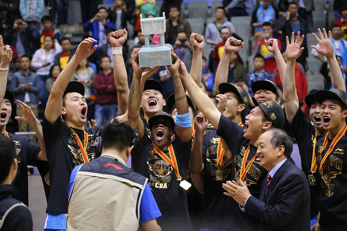 一场场激烈的比赛，是球员实力的体现的简单介绍