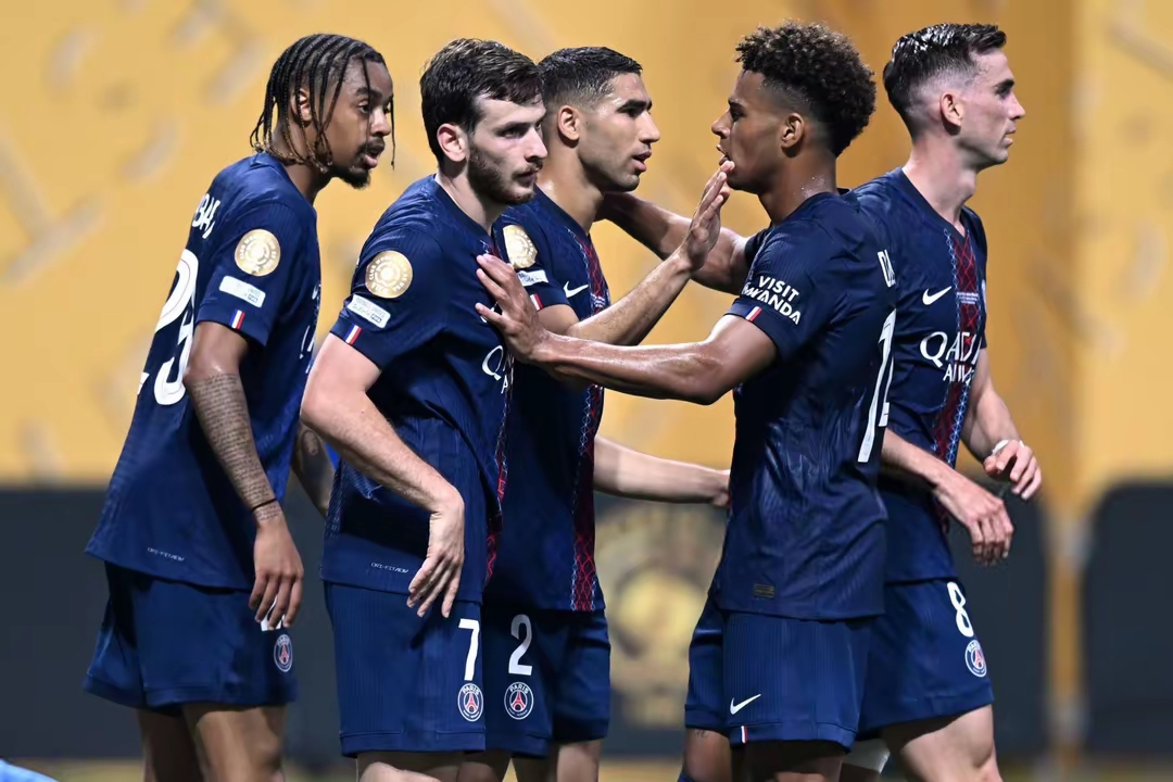 巴黎圣日耳曼主场力擒摩纳哥，锁定八强席位的简单介绍