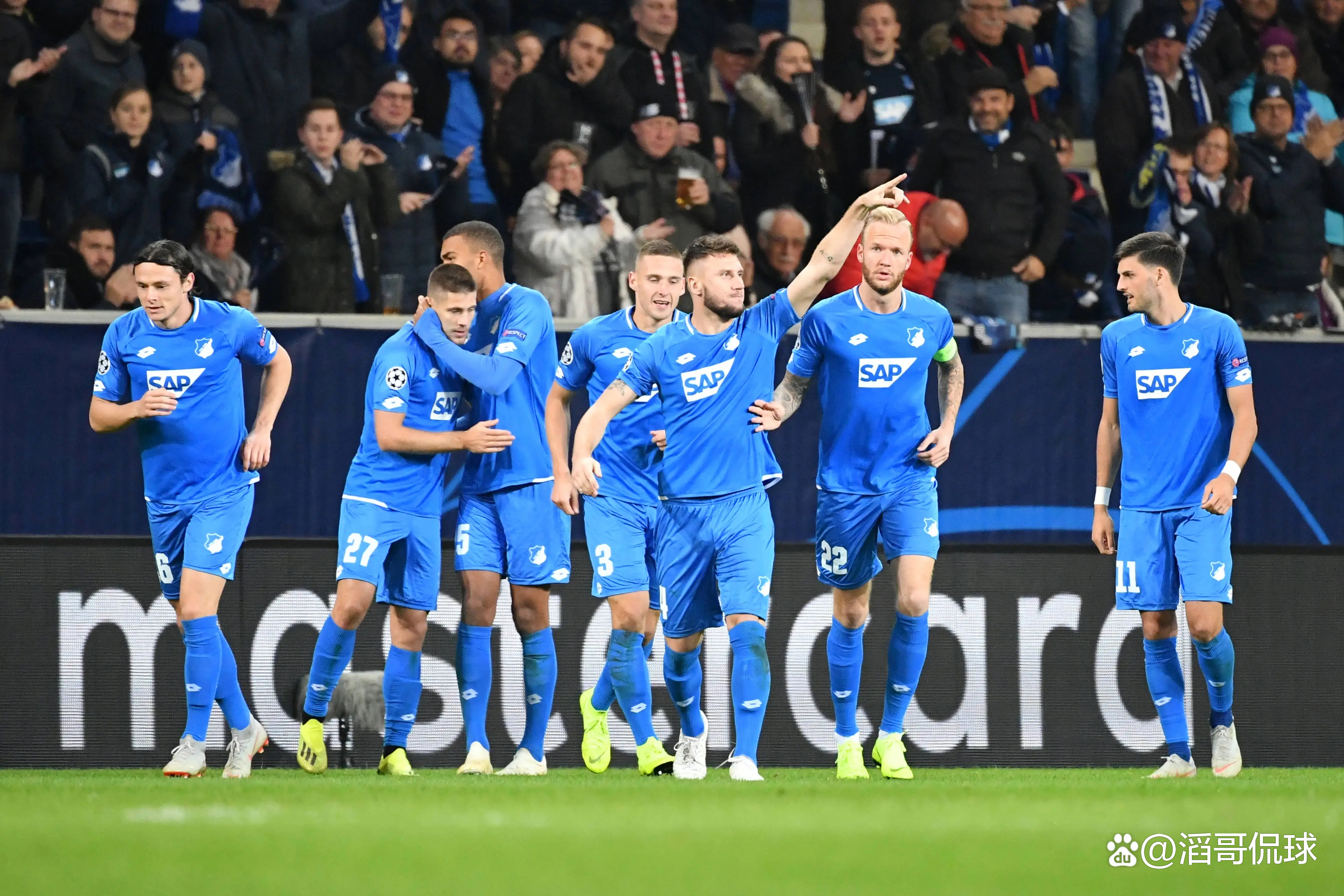 拜仁应对极端天气，小组出线悬念的简单介绍