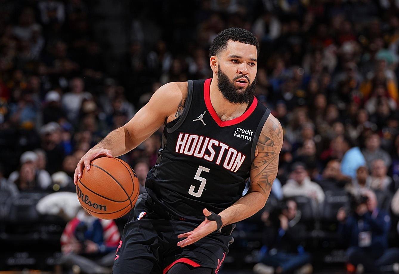 掘金险胜深圳队，范弗利特惊艳四座