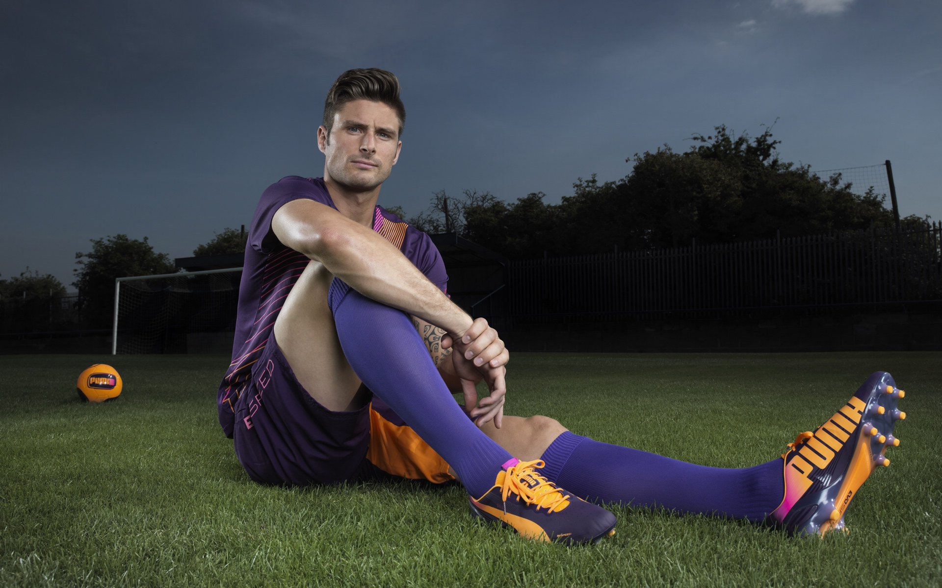 跨界之战,当马竞铁血遇上委内瑞拉狂想,莱万降维打击惊艳四座