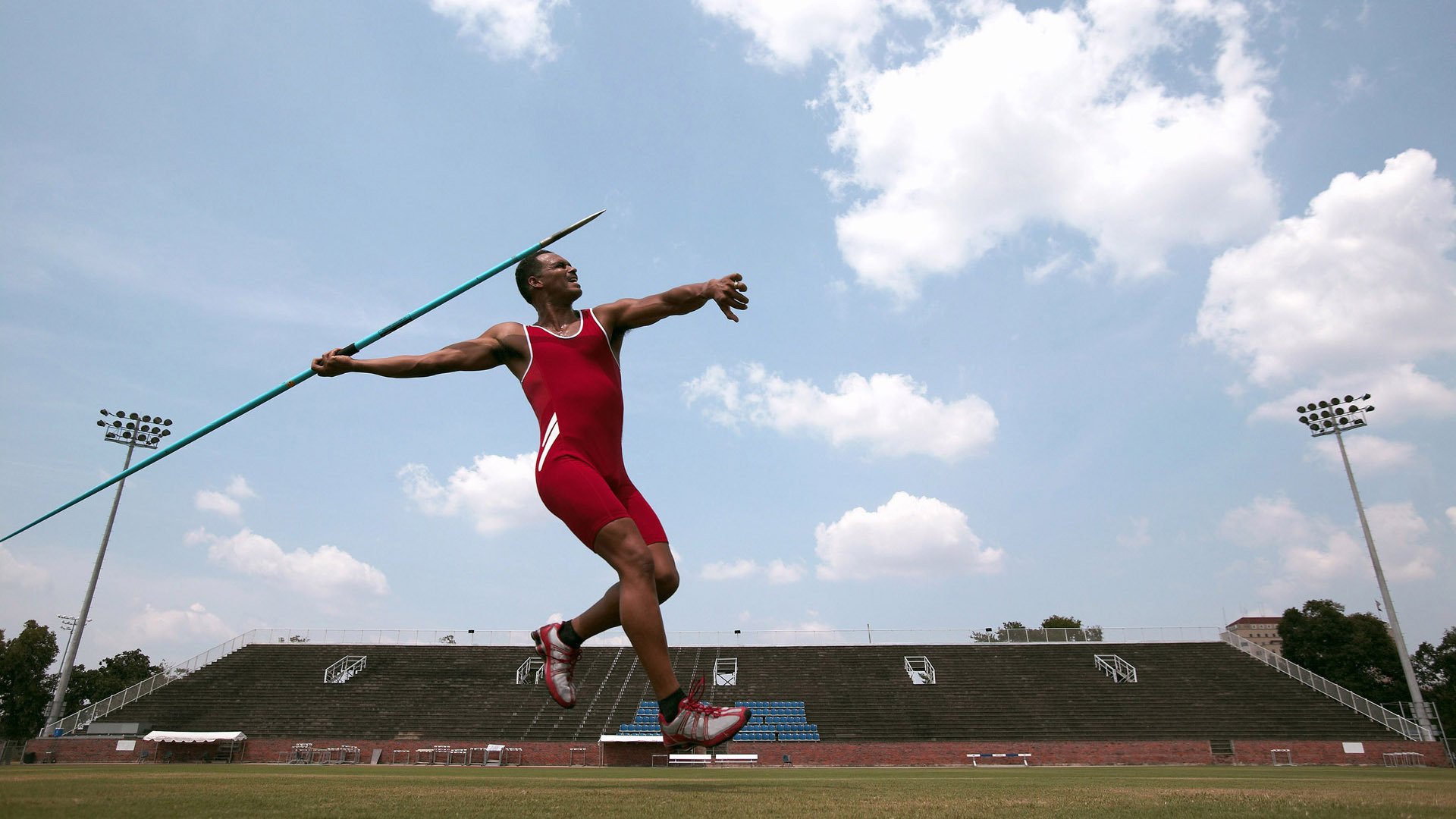 泰国队险胜马来西亚队，戴资颖点燃赛场，一场东南亚羽毛球巅峰对决
