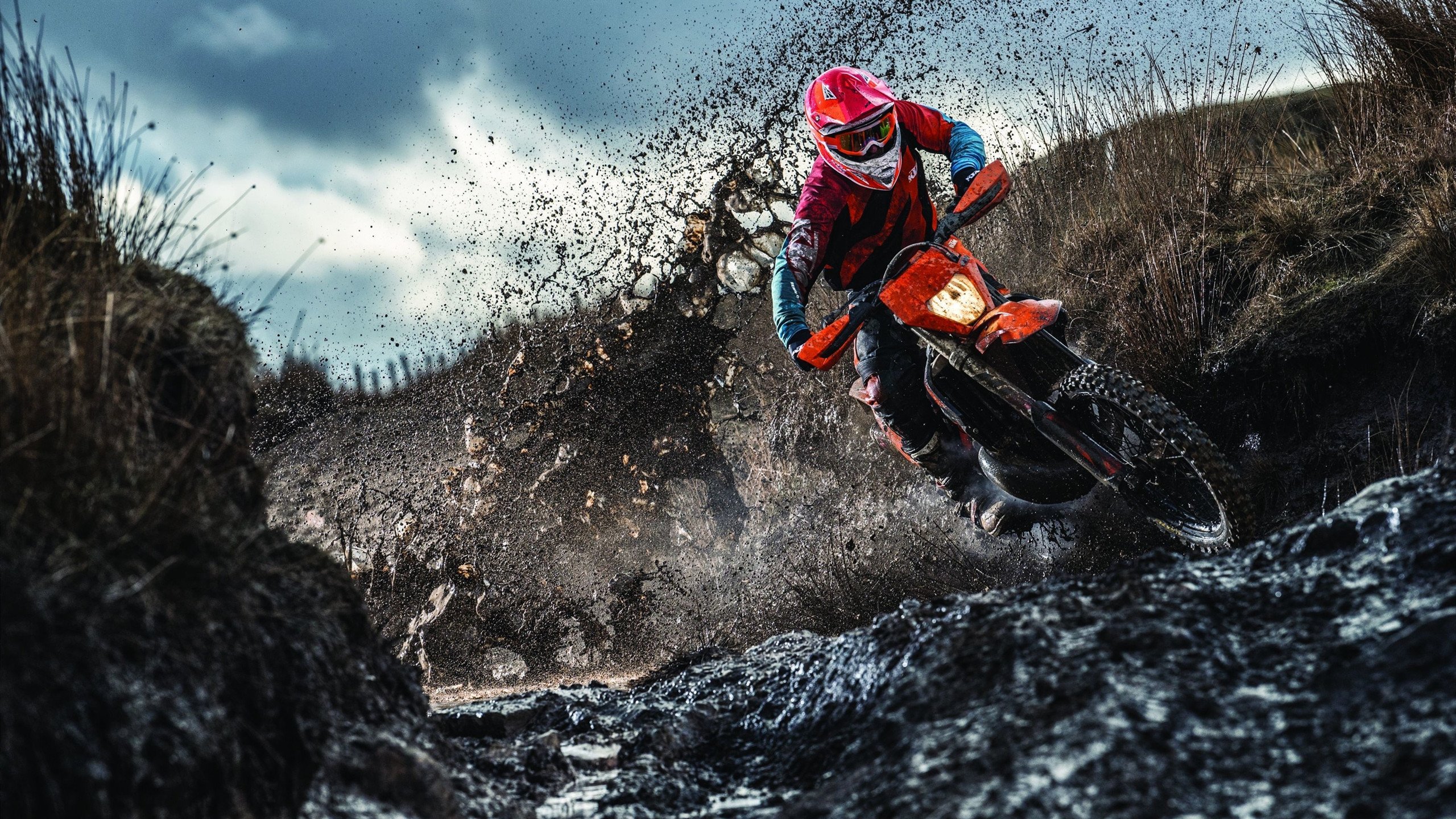 鏖战东南亚,马来西亚队激战日本队,安赛龙刷新纪录书写羽坛新篇